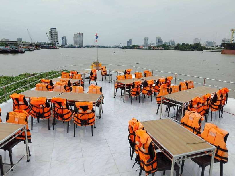 Bangkok: Unicorn Chao Phraya River Dinner Cruise - Getting to ICONSIAM Pier 4 without wasting your time