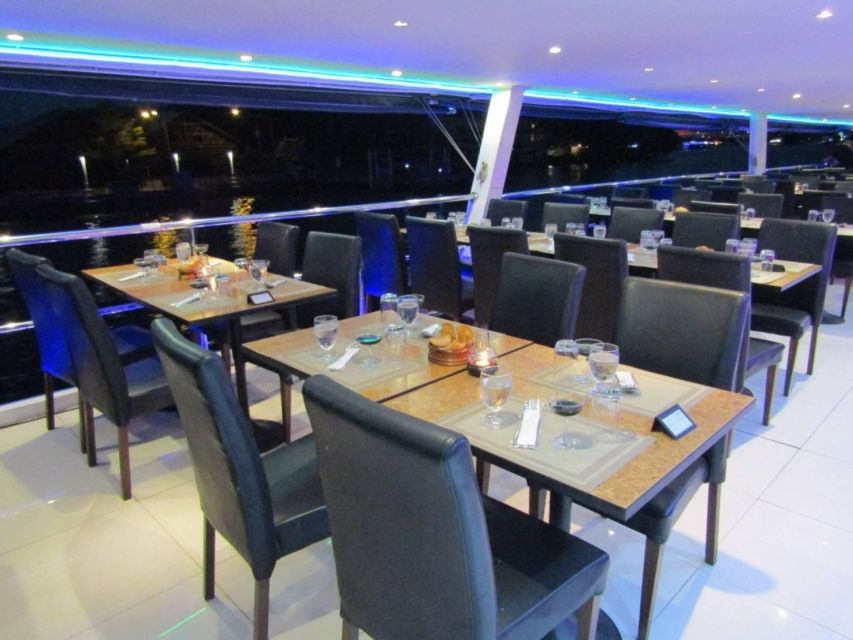 Bangkok: VELA Dinner Cruise Ticket - Performances on board: Thai culture plus modern entertainment