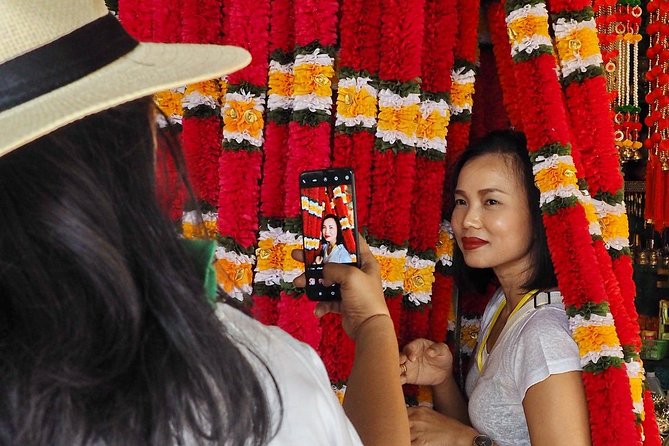 "Bangkok Walking Hopping Tour" show city’s historic sights are located. - Stop 3: Sampeng Market for Cheap Clothes and Real Market Energy