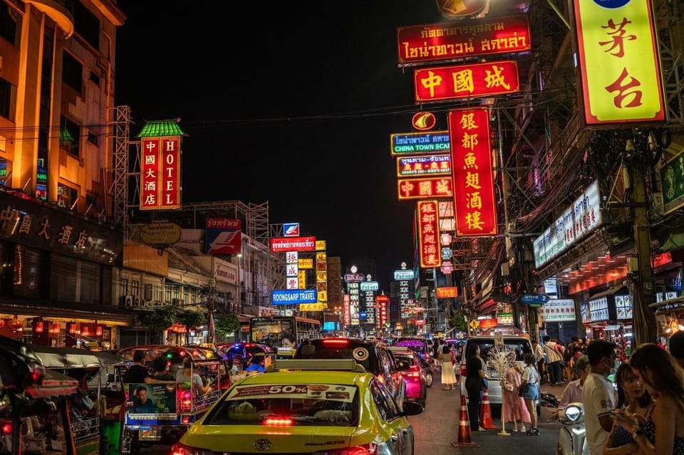 Bangkok with a Private Car and Driver Customizable Tours - Entrance fees, food, and what’s included (so you don’t get surprised)