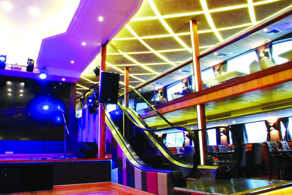 Bangkok: Wonderful Pearl Dinner Cruise at River City Pier - Who This Cruise Is Best For (and Who Might Not Love It)