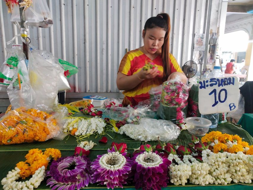 Bangkok:4Hour Flower Market and Little India Tour Mini Group - Little India’s curry houses, Sikh temple area, and street-level culture