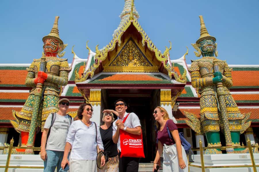 Bangkok's Highlights by Longtail Boat and on Foot - Bangkok’s Highlights by Longtail Boat and on Foot: the smart way to do it