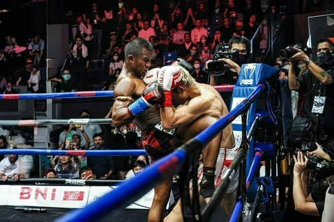 Bangkok's Top Muay Thai Ticket at Rajadamnern Stadium - Photo Time Outside: A Historic Facade Moment