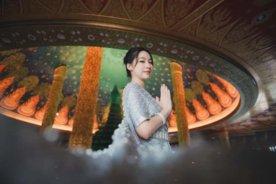 Bangkok:Thai costume with Long tail boat photoshoot - Key Things That Make This Shoot Worth Your Time