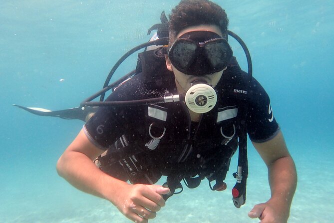 Become certified diver in 3 days - PADI Open Water Diver course on Koh Tao - The Koh Tao setting: Mae Haad, an easy walk, and a small-group vibe