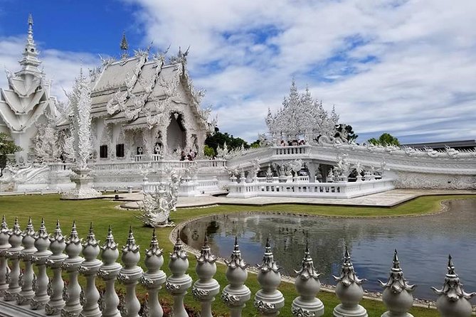 Best 2-Day: Explore Chiang Rai Landmarks from Chiang Mai, Private Trip - Day 1: Wat Rong Khun (White Temple) and a Calmer Chiang Rai Morning