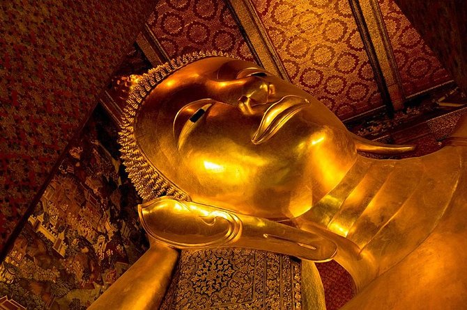 Best of Bangkok - Wat Traimit (Temple of the Golden Buddha): The 5.5-Ton Hook