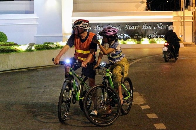 Bike Bangkok at Night with Thai Dinner - Meeting point at MRT Itsaraphap: easy to find, no hotel pickup