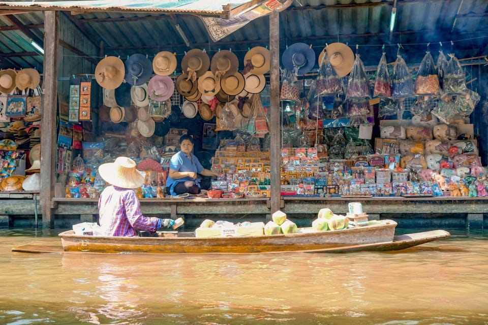 BKK : Private Damnoen Saduak Floating Market Half Day - Chang Phueak Camp: the optional stop that can change the vibe