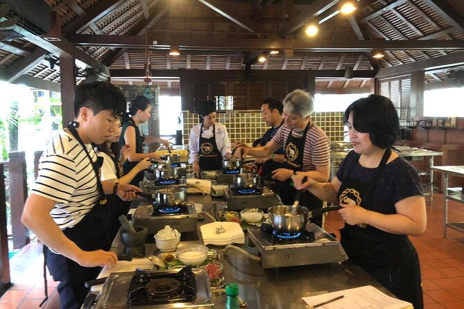 Blue Elephant Thai Cooking Class with Market Tour in Phuket - Price, timing, and group size: the sweet spot