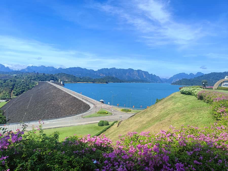 Cheow Larn Lake - Hiking - Cave Explore - Wildlife Safari - First stop: Cheow Lan Lake viewpoints and dam-area boat scenery