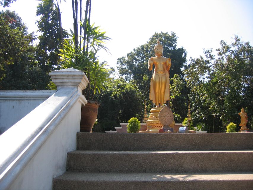 Chiang Mai: 24 km Leisure Cycling & swim Lake Huay Tueng Tao - Riding gear and comfort: what to bring, what you can borrow