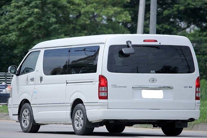 Chiang mai Airport to Chiang Mai Town Private Transportation - Drop-Off Near the Night Bazaar: Changklan Rd Convenience