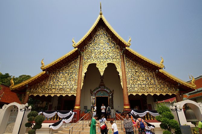 Chiang Mai: Ancient City Tour of Wiang Kum Kam - Stop 3: Chiang Mai City Arts and Cultural Centre behind the Three Kings Monument