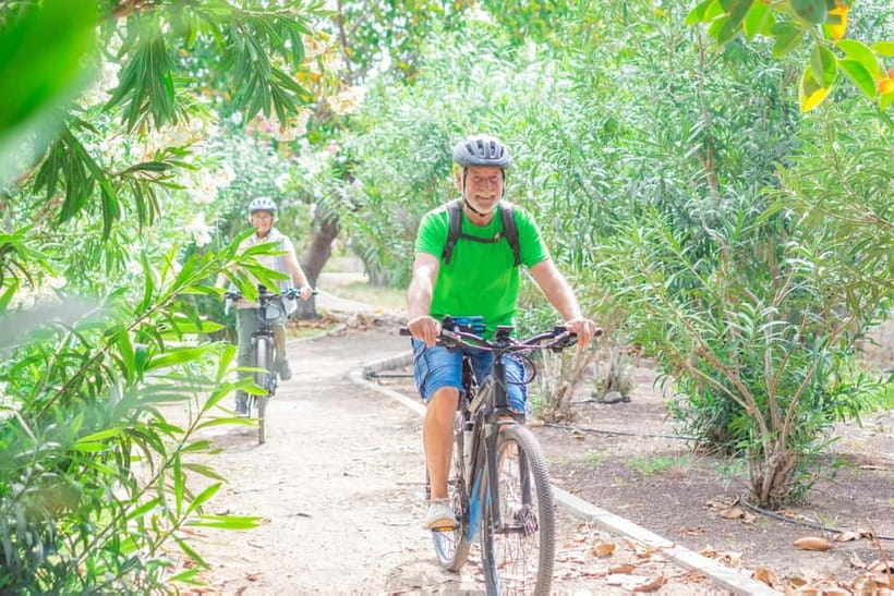 Chiang Mai Bicycle: Into The Lanna Countryside Guided Tour - Group size and timing: what to watch on booking day