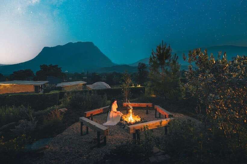 Chiang Mai: Chiang Dao 2 Days 1 Night Private Tour - Getting to Chiang Dao from Chiang Mai: smooth pickup and well-timed stops