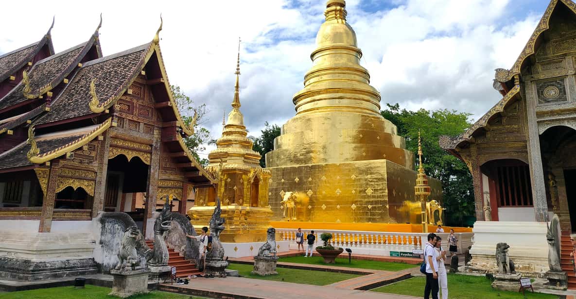 Chiang Mai: Chiang Mai Old City Twilight Walking Tour - Twilight in Chiang Mai’s Old City: When the Streets Finally Exhale
