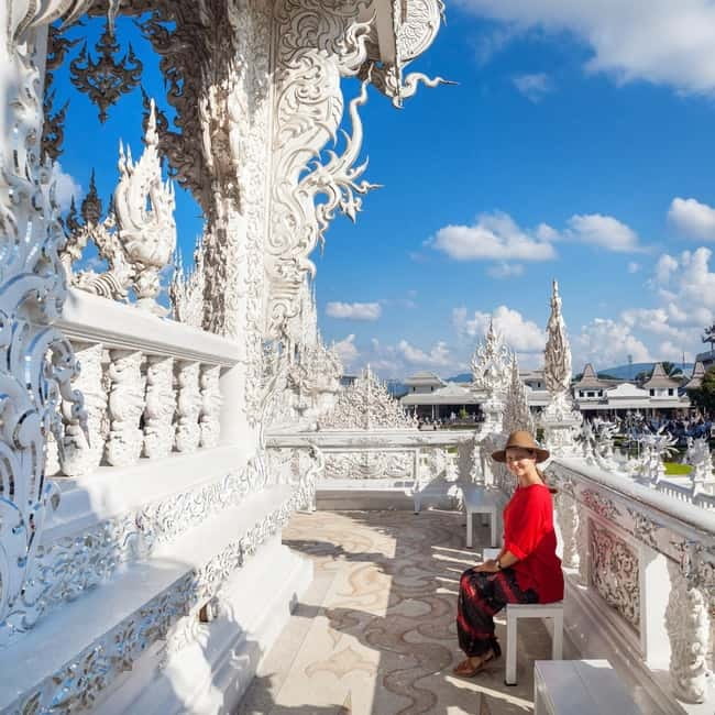 Chiang Mai: Chiang Rai Famous Temples & Hot Springs Day Trip - Mae Kachan hot spring stop: the quick reset before the temples