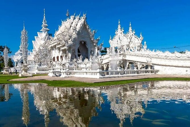 Chiang Mai - Chiang Rai Temples, Long Neck Karen, Golden Triangle - Wat Rong Khun White Temple: Go Early in Your Mind