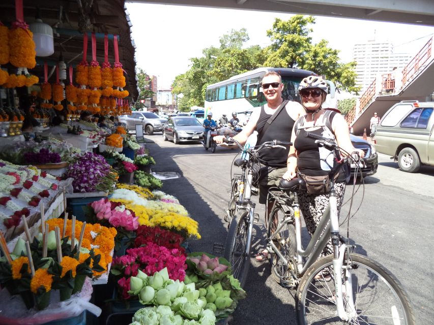 Chiang Mai City Culture Bicycle Ride - How Wat Srisuphan fits in: a temple stop with a crafts angle