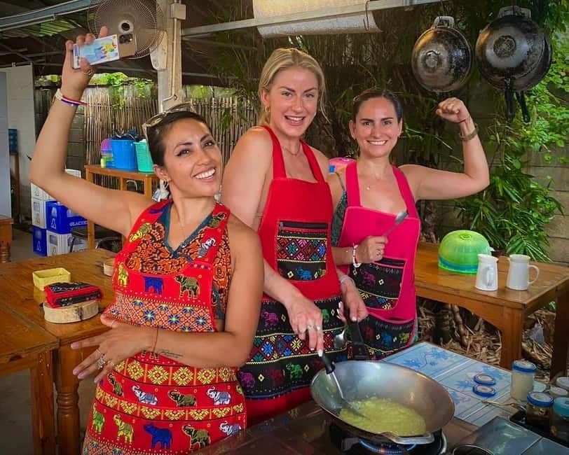 Chiang Mai: Cooking Class, Market & Thai Herbs Garden Tour - Mango Sticky Rice: Sweet Ending, Real Thai Tradition