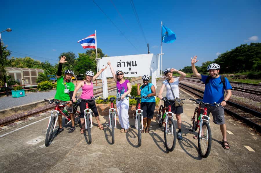 Chiang Mai: Countryside Adventure by Bike - Rajapruek Park break and the vehicle finish that keeps the day pleasant