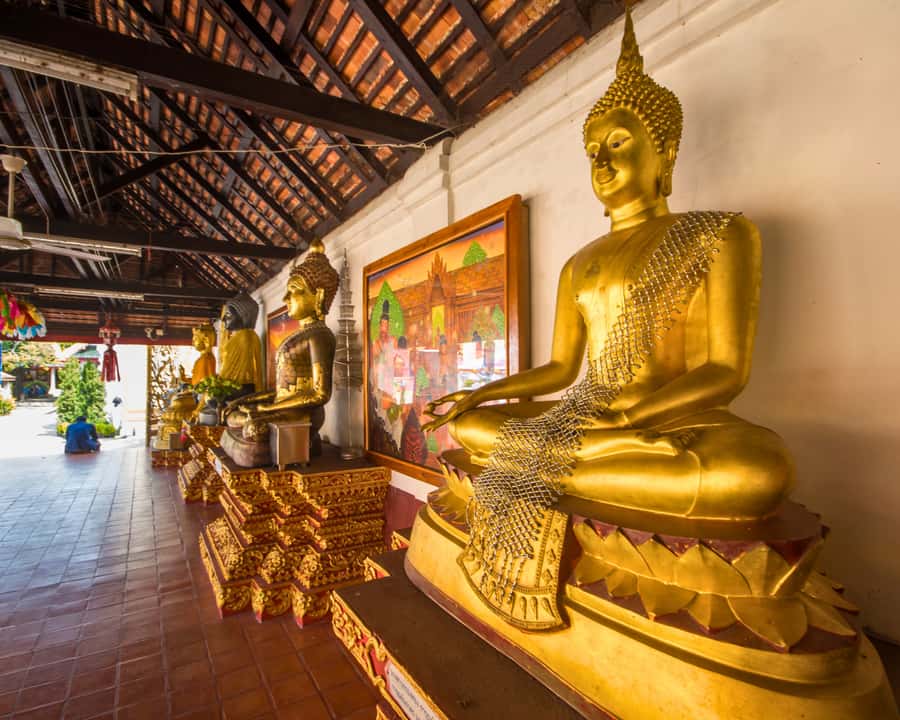 Chiang Mai: Countryside Adventure by Bike - Lamphun walls and Wat Phra That Hariphunchai’s golden chedi