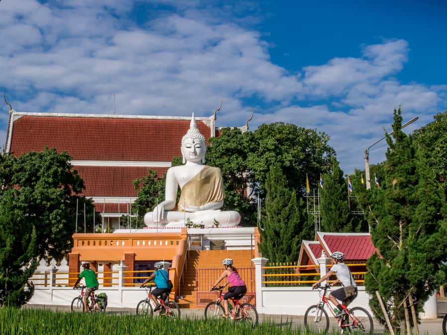 Chiang Mai Countryside E-bike Ride with Expert Guide & Lunch - Lamphun’s Phra That Hariphunchai: the temple that anchors the day