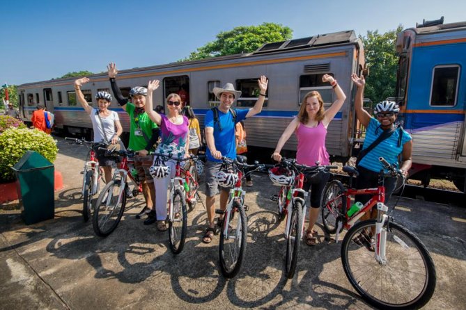 Chiang Mai Countryside Guided Bike Tour - Royal Park Rajapruek: The Comfortable Mid-Afternoon Reset