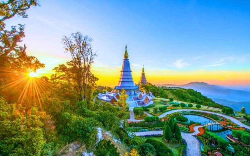 Chiang Mai: Doi Inthanon National Park Sightseeing Only - The summit experience: Doi Inthanon National Park in sightseeing form