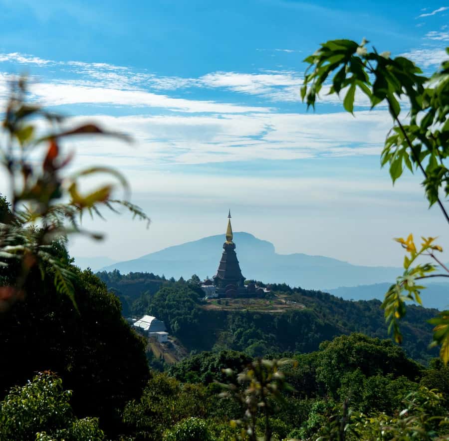 Chiang Mai: Doi Inthanon Park Hiking & Elephants Sanctuary - A one-day Chiang Mai escape to Doi Inthanon and the elephant sanctuary