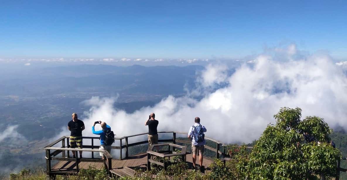 Chiang Mai: Doi Inthanon Park with Kew Mae Pan Hike Day Trip - The King and Queen Twin Pagodas: Beautiful Symmetry Above the Trees