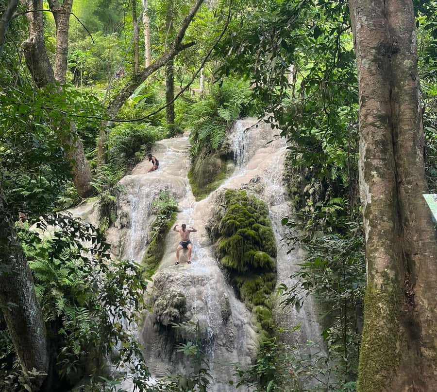 Chiang Mai: Doi Suthep Temple & Sticky Waterfall Trip - Sticky Waterfall (Bua Thong): climbing, water shoes, and safety pace