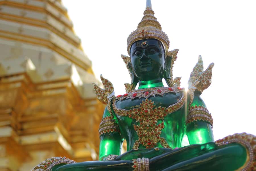 Chiang Mai: Doi Suthep Temple & Sticky Waterfall Trip - Small-group experience: guides like Nine, Fon, Lin, and the photo help