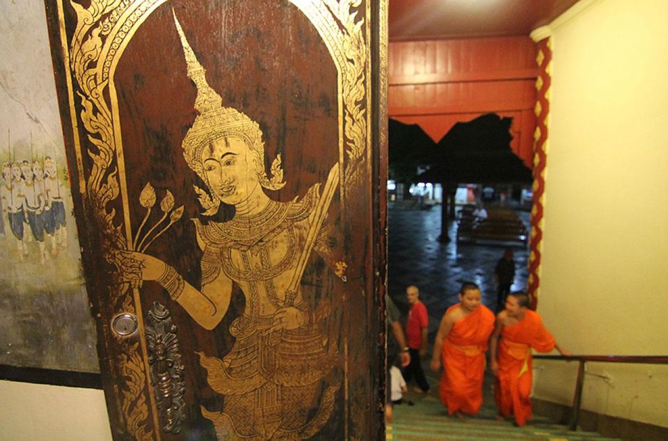 Chiang Mai: Doi Suthep & Wat Umong Twilight Tour with Pickup - Small Things That Can Affect Your Night
