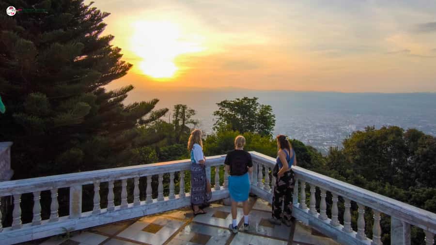 Chiang Mai: Elephant Sanctuary & Suthep Temple Sunrise View - Getting there early: pickup, van ride, and the last 10 minutes by 4×4