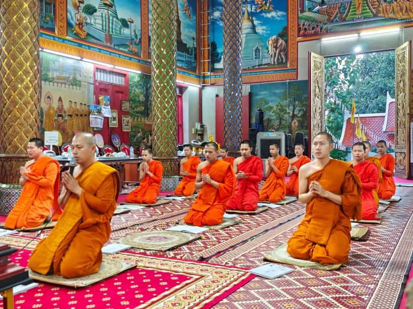 Chiang Mai: Evening Chanting & Meditation - Quick hits before you go