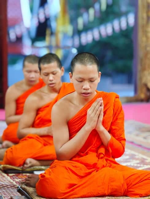 Chiang Mai: Evening Chanting & Meditation - Why Wat Chai Sri Phoom is the right setting for evening practice