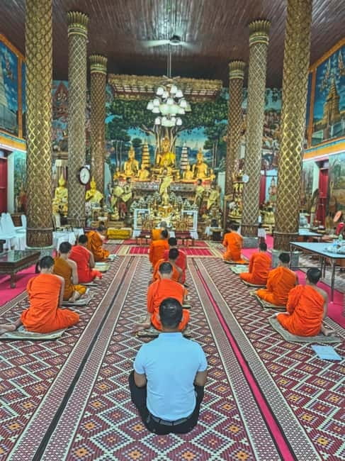 Chiang Mai: Evening Chanting & Meditation - Price and value: what $20 buys you in Chiang Mai