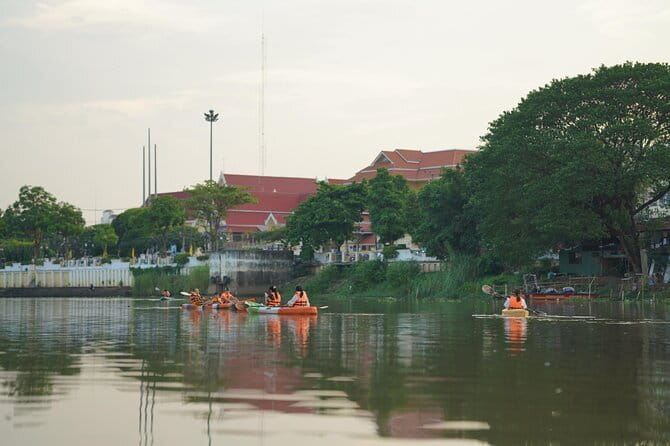 Chiang Mai: Explore Kayaking Through Mae Ping River on Sunset - After Dark: Riverside Lights and a Calmer Mood