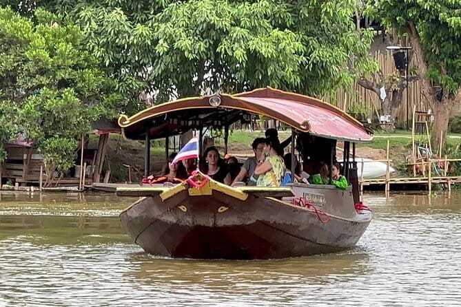 Chiang Mai: Explore Kayaking Through Mae Ping River on Sunset - Comfort and Practical Tips for an Easy Kayak Night