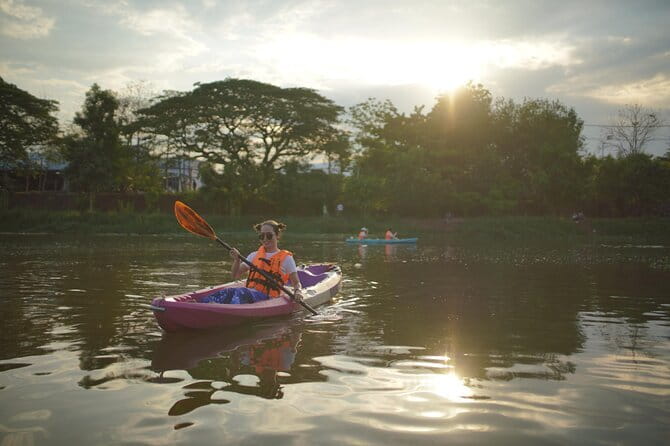Chiang Mai: Explore Kayaking Through Mae Ping River on Sunset - The River Paddle: Easy Navigation and a 5–6 km Route