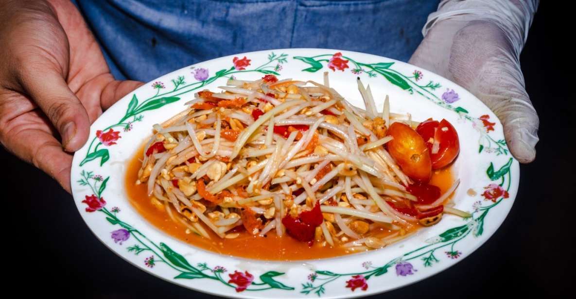 Chiang Mai: Food Tour by Songtheaw Truck with 15+ Tastings - What You’ll Eat: Northern Thai Staples, Shan Specialties, and Larb