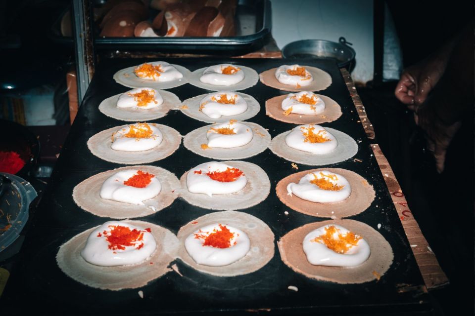 Chiang Mai: Food Tour by Songtheaw Truck with 15+ Tastings - Pace, Portions, and Practical Tips for Eating 15+ Dishes