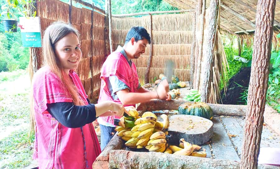 Chiang Mai: Full Day Ethical Elephant Sanctuary & Waterfall - The road to Mae Wang: plan for curvy comfort