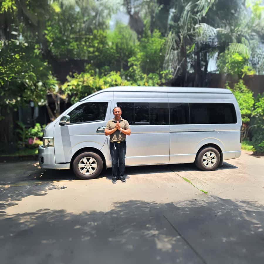 Chiang Mai: Full-Day Private Car Charter to Doi Ang Khang - Ang Khang Hill road views and the wild cherry season effect