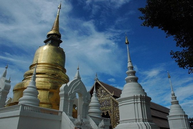 Chiang Mai: Guided City & Temple Discovery with Hotel Pickup - Wat Chedi Luang Varavihara: old-city scale and layered temple grounds