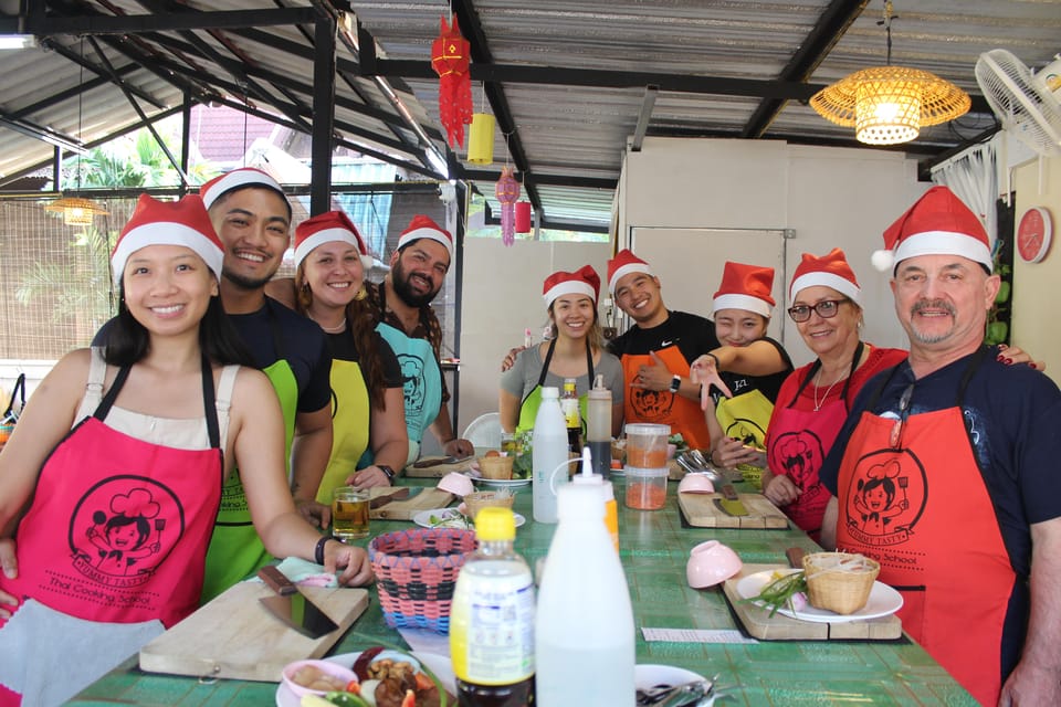 Chiang Mai: Half Day Morning Cooking Class with Market Tour - Kad Kom Market Shopping: The Ingredient Education You Can Taste