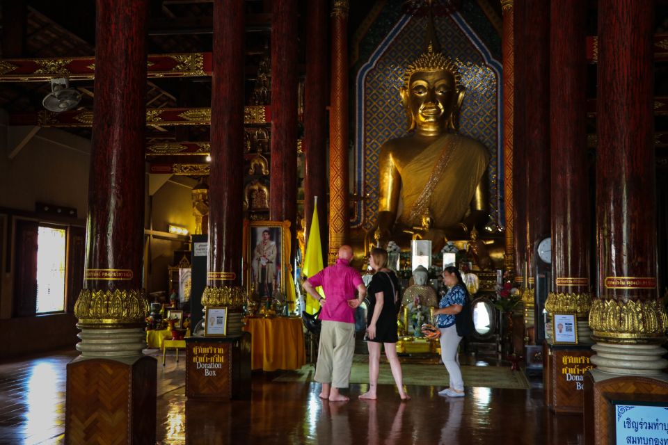 Chiang Mai: Half-Day Old Town Cycling Tour - Food, lunch, and refreshment breaks that don’t feel like padding